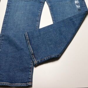 Gap straight gapflex 34x30 demin pants